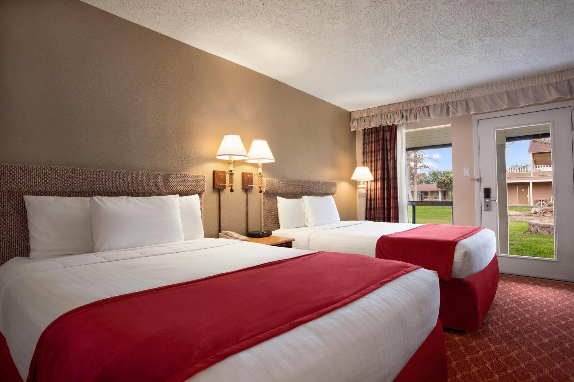 Inn At Rio Rancho Hotel Экстерьер фото